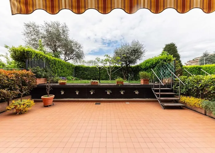 Louise E Annie דירה *